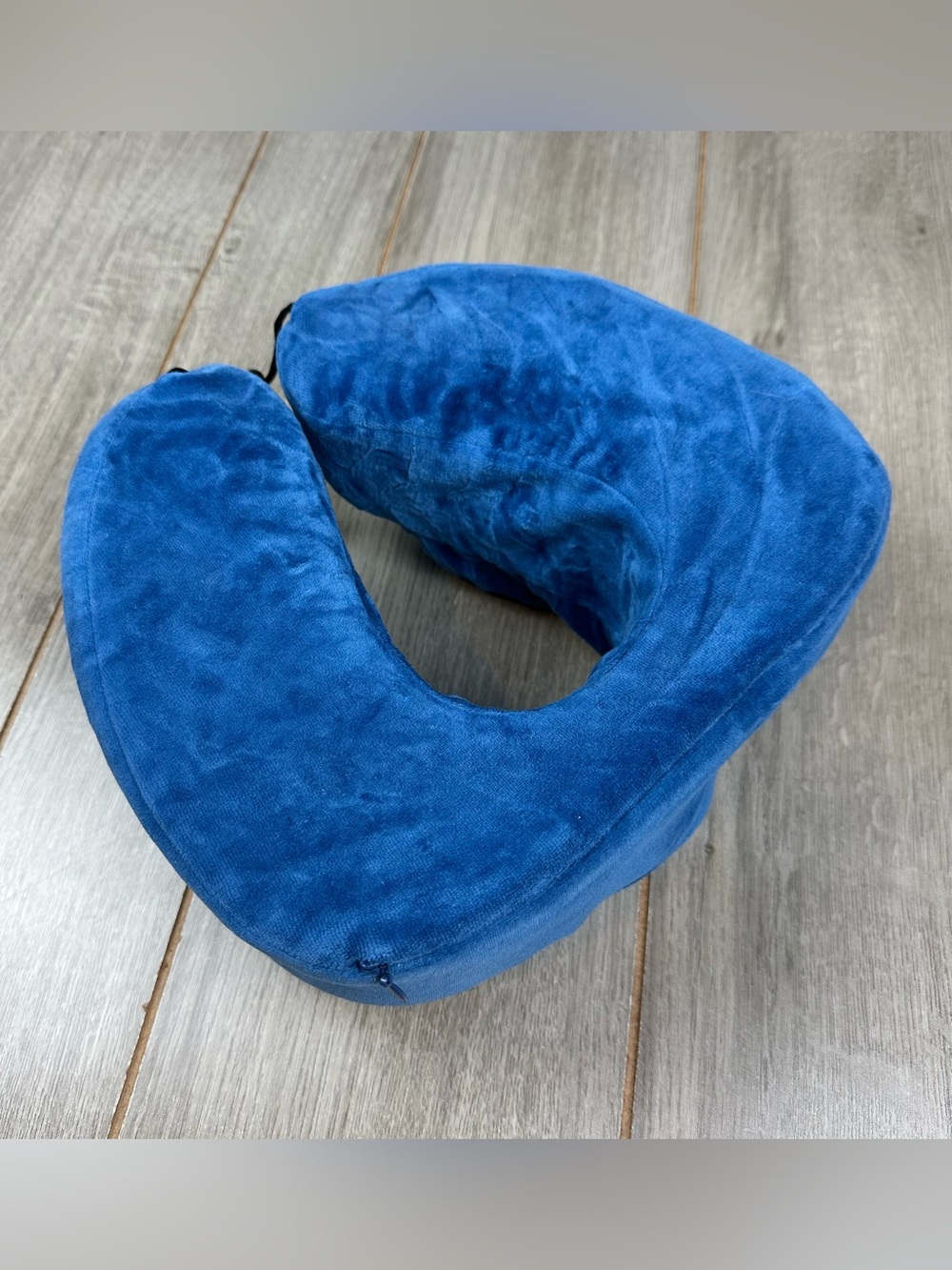 Cabeau Evolution Classic Travel Neck Pillow Memory Foam Blue - Picture 5 of 7